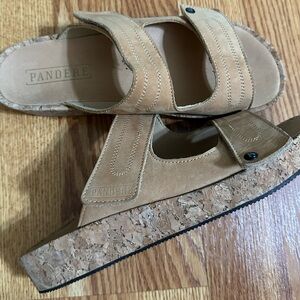 Tan Comfort Sandals with Adjustable Straps and Cushioned Footbed